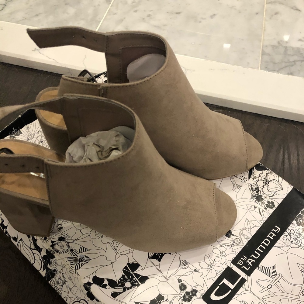 CL by Laundry Bestie Super Sued Taupe booties